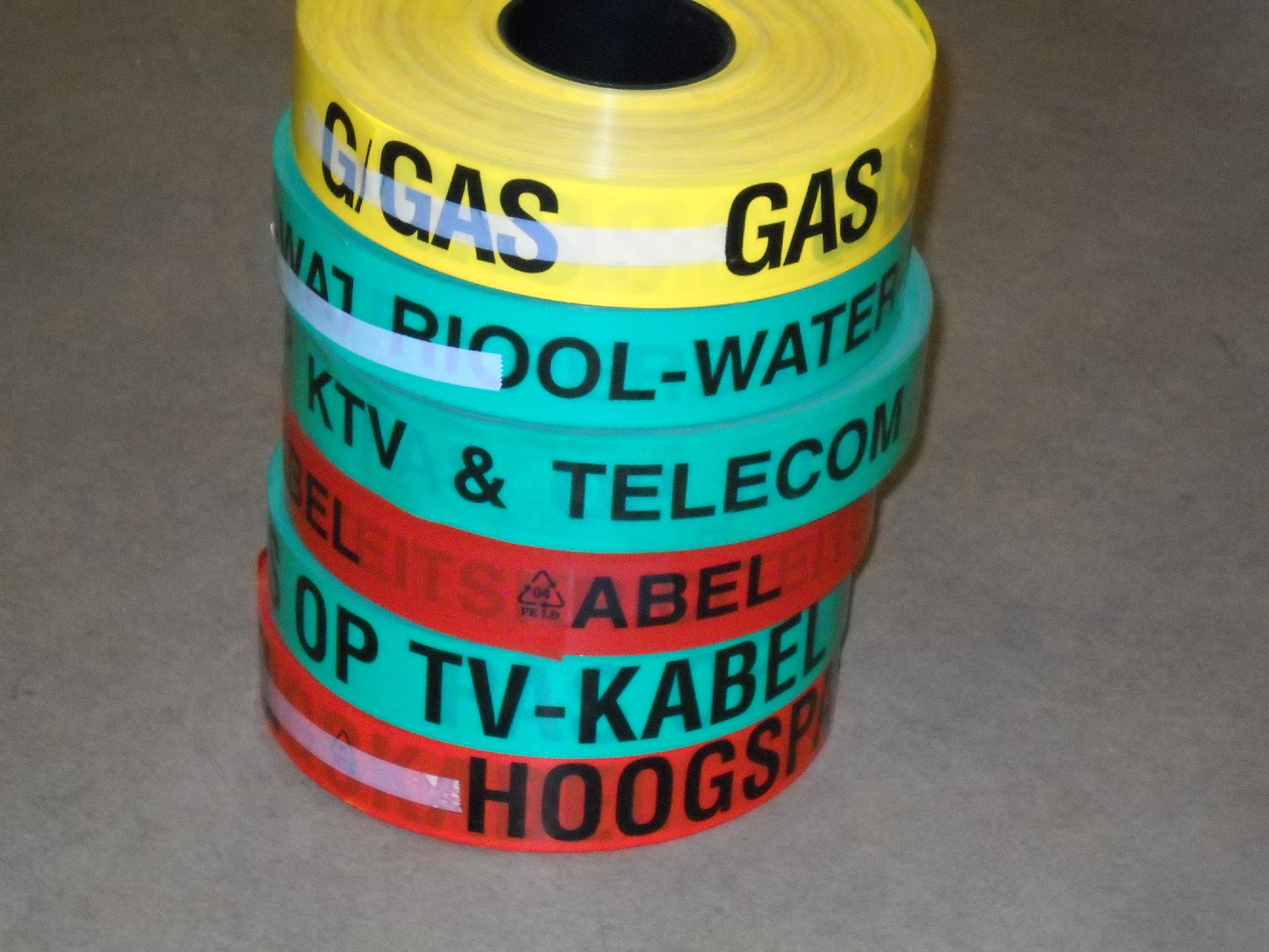 Waarschw-band PAS OP KTV & TELECOM